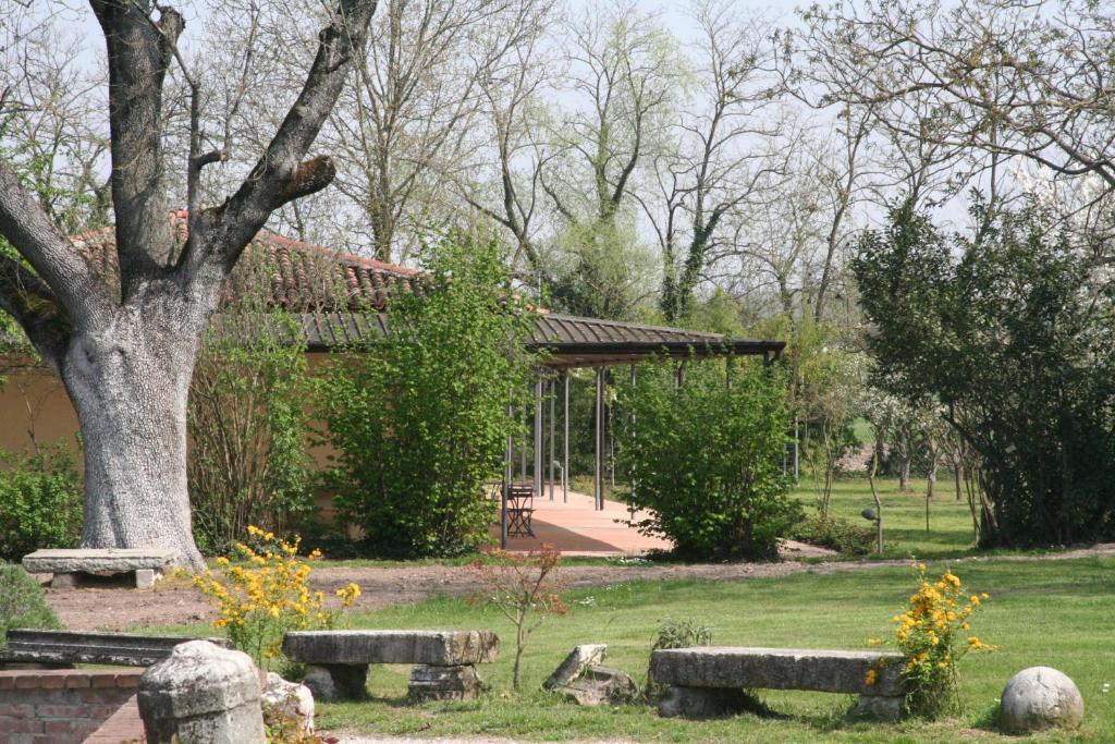 Agriturismo Corte San Girolamo Mantoue Extérieur photo